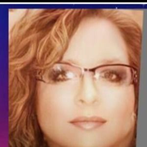 Meet your Posher, Shari